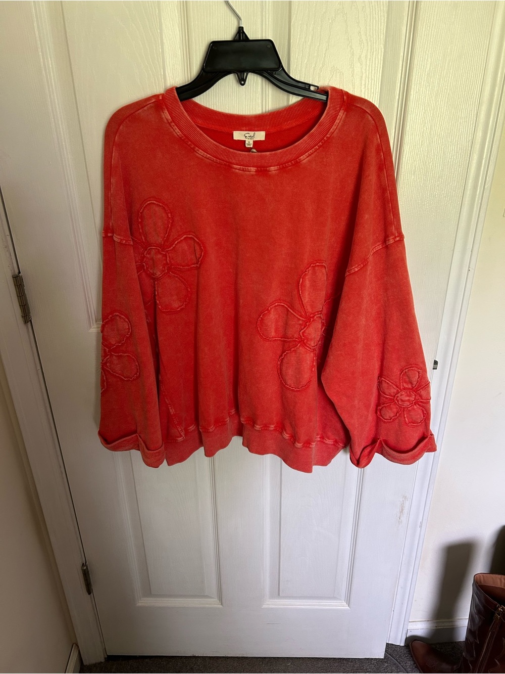 Easel Red Floral Appliqué Top